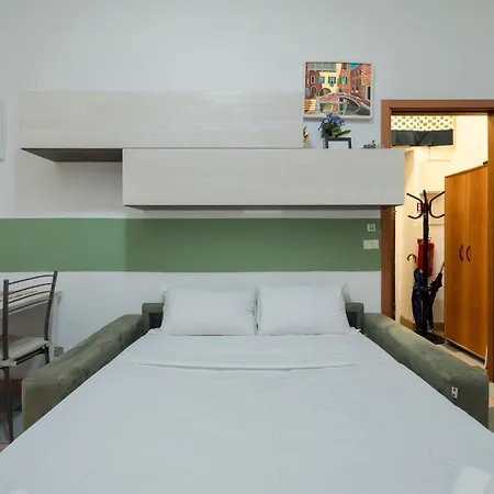 Appartement New In Downtown Close To Duomo Milaan